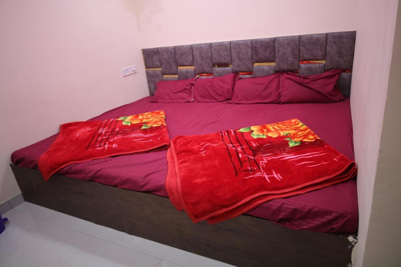 Hotel Shree Kalbhairav Kripa اوجاين المظهر الخارجي الصورة